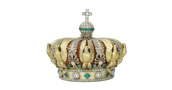 El gran robo perpetrado en minutos en el Museo del Louvre se cobra 9 joyas napoleónicas