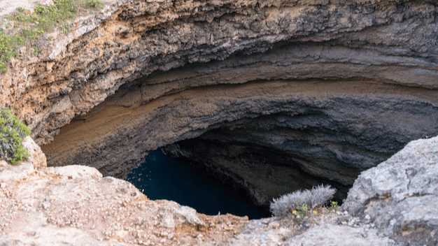 Jubilados desaparecidos en Chubut: investigan si cayeron en un sumidero natural del Zanjón de Visser