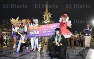 Galería.- Dan vida a personajes de anime en el FICUU