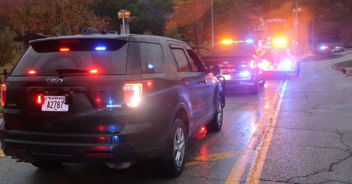 Driver loses control, strikes 2 pedestrians Tuesday night in Shawnee