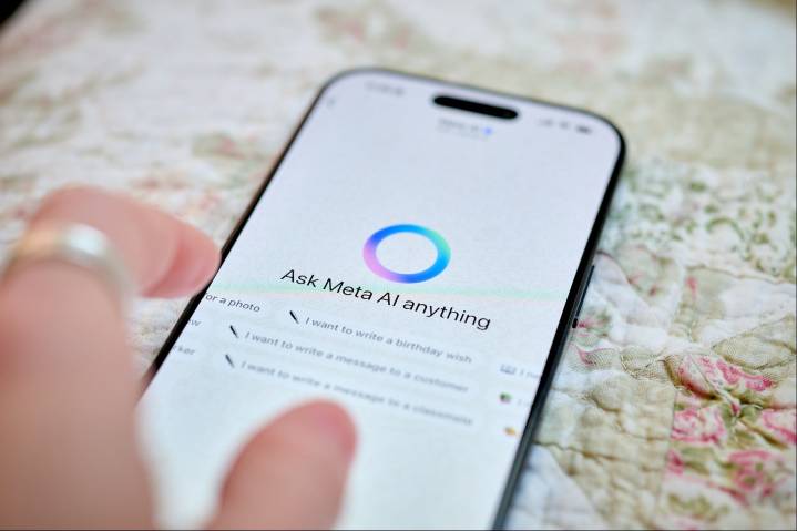 Meta Is Using AI to Shape Ads on Facebook, Instagram