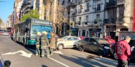 Choque múltiple en Retiro entre cinco autos y un colectivo: hay tres heridos hospitalizados
