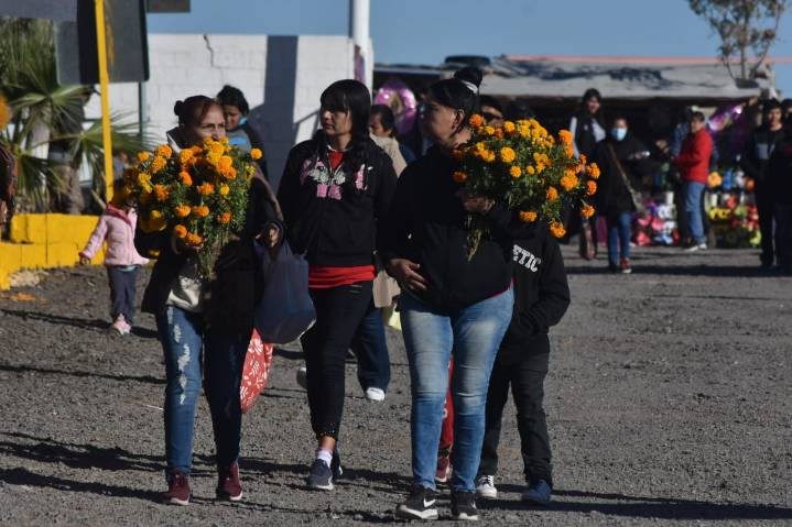 Inicia expedición de permisos para el Día de Muertos
