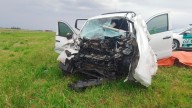 Accidente fatal entre una camioneta y un camión en la autopista Rosario