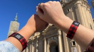 La pulsera de cachirulo más especial: llevarás el programa de las Fiestas del Pilar en tu muñeca