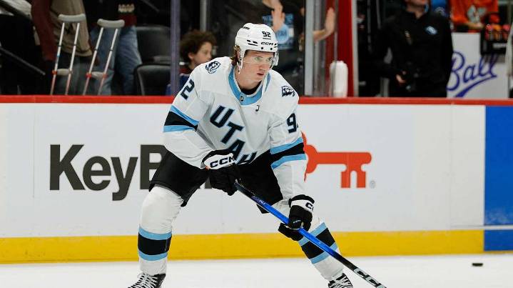 Mammoth re-sign Logan Cooley to $80 million extension after blistering start