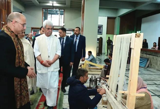 Various initiatives made J&K unique player in global crafts market: LG