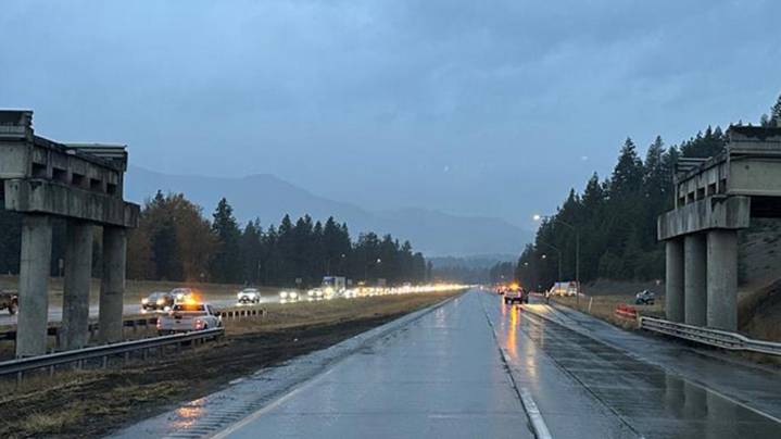 Westbound I-90 near Cle Elum back open after crews demolish damaged bridge
