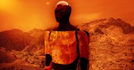 Elon’s Robots Will Quickly Become Dead Husks on Mars, Expert Warns