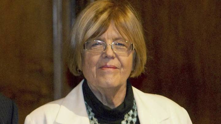 Muere la periodista y exdiputada socialista Anna Balletbó, la única diputada que salió el 23