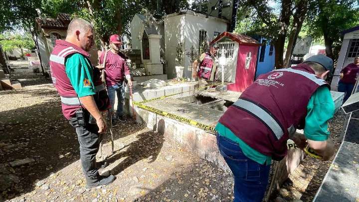 Protección Civil Culiacán señaliza áreas de riesgo en panteones por Día de Muertos