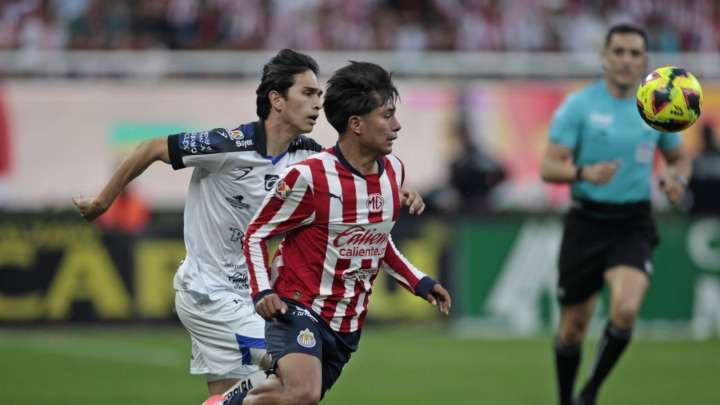 Querétaro vs Guadalajara: Así Va el Partido de la Fecha 14 de la Liga MX 2025