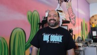 Negocios latinos generan $800 mil millones: El ejemplo de un emprendedor que lo logró en Phoenix