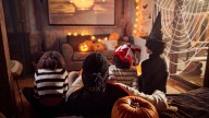 10 películas familiares perfectas para ver en Halloween y dónde verlas