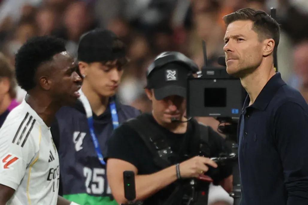 Vinicius pide perdón por su comportamiento en el clásico, pero obvia a Xabi Alonso en su mensaje: "A mis compañeros, a mi club y a mi presidente"