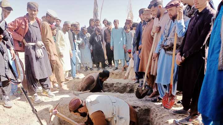 Afghanistan and Pakistan have agreed to an immediate ceasefire, Qatar says
