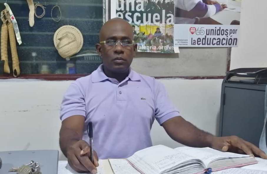 Cristóbal Brooker: Para gobernar bien hay que bajarse del chinchorro