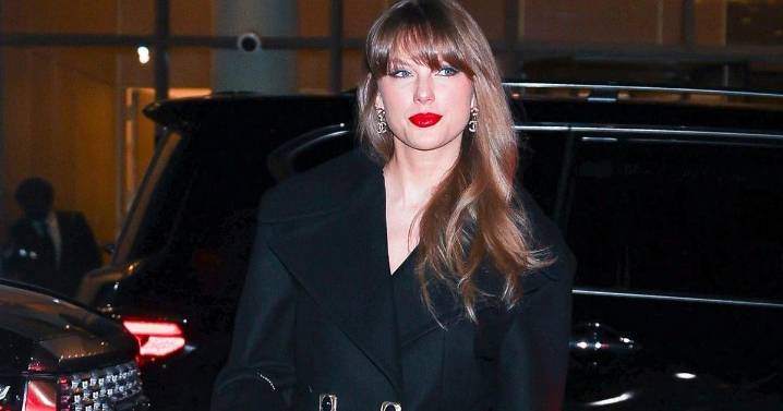 Taylor Swift Gives Classic LBD a Bedazzled Twist for Graham Norton Talk Show