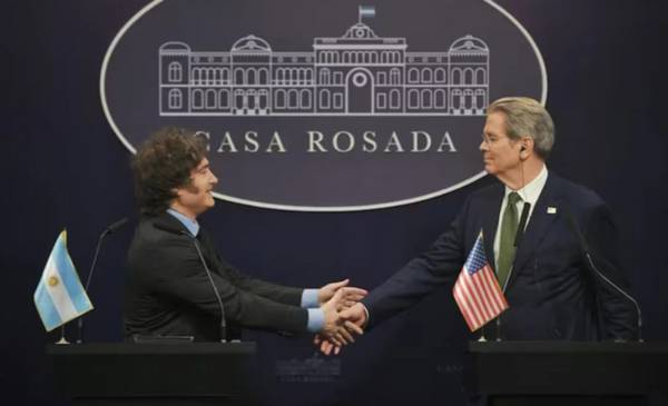 Milei agradeció a Bessent tras la elección y destacó la asistencia económica de Estados Unidos