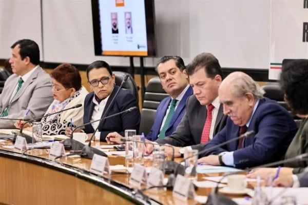Promete Segob incluir en reforma electoral datos de foros