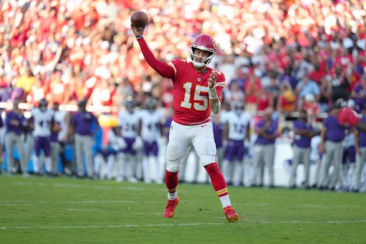 Mahomes makes NFL history with 300th touchdown pass