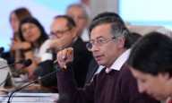 Petro dice que está de acuerdo con petición de Trump a Israel de dejar de bombardear Gaza