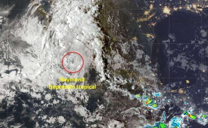 Depresión tropical "Raymond" se aproxima a Baja California Sur y dejará lluvias en estos estados