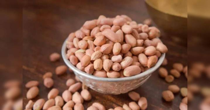 Advice to feed babies peanuts early and often helped 60,000 kids avoid allergies, study finds