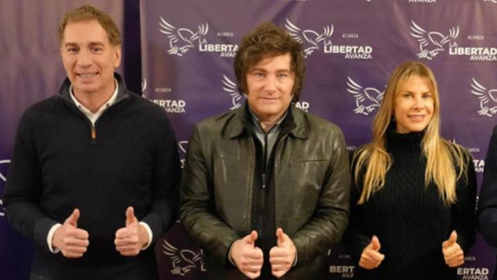 El Gobierno le pedirá a la Justicia Electoral que se reimpriman los afiches que se colocarán en las mesas de votación