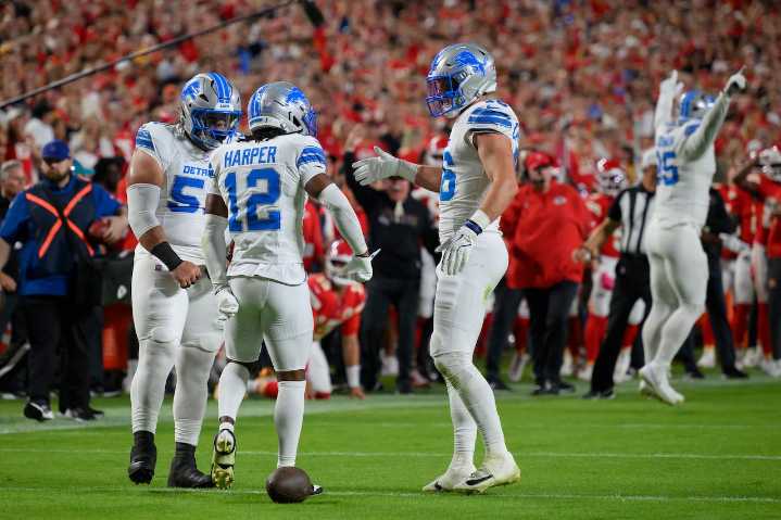 Detroit Lions depth chart today vs. Buccaneers: Piecing together the short