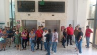 Transportistas de Calkiní protestan en Palacio de Gobierno por pirataje