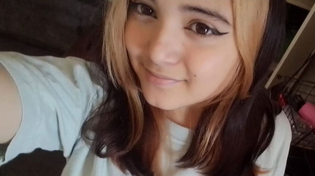 Desesperada búsqueda de una adolescente en Laferrere: nunca volvió del colegio y su familia tiene una sospecha