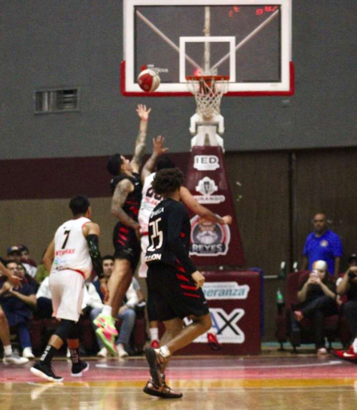 Reyes 101-107 Serpientes