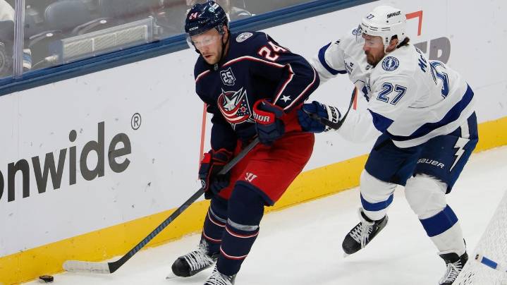 Marchenko's third-period goal lifts Blue Jackets to first home win, 3