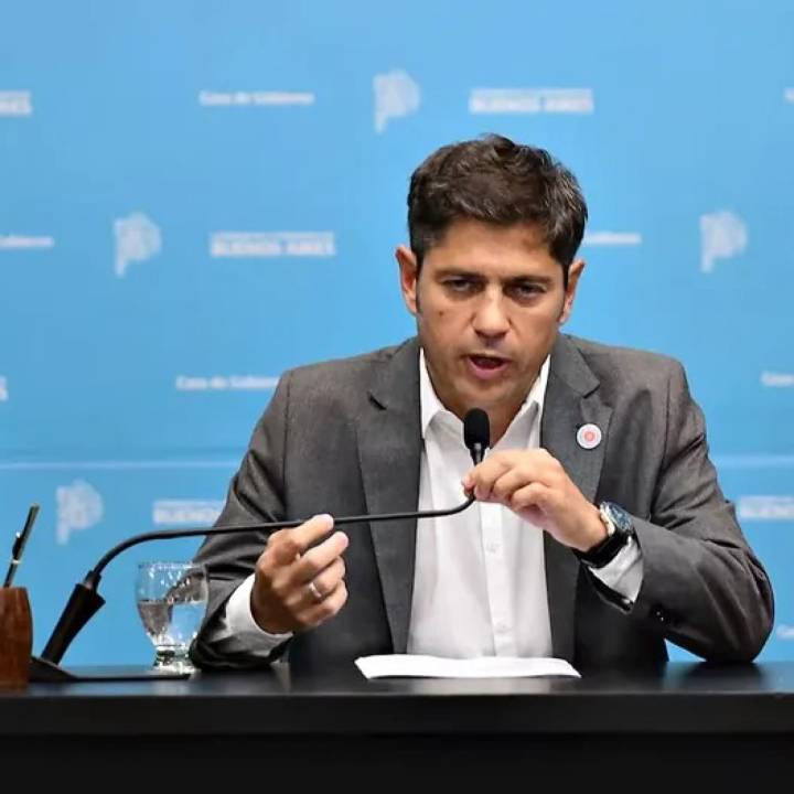 Peronismo en máxima tensión: tras la embestida de CFK, Axel Kicillof recibe a los intendentes