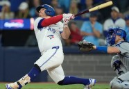 Kirk le dio un giro a la rueda del destino en las Grandes Ligas