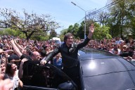 Javier Milei encara el tramo final de la campaña con recorridas en Santiago del Estero y Tucumán