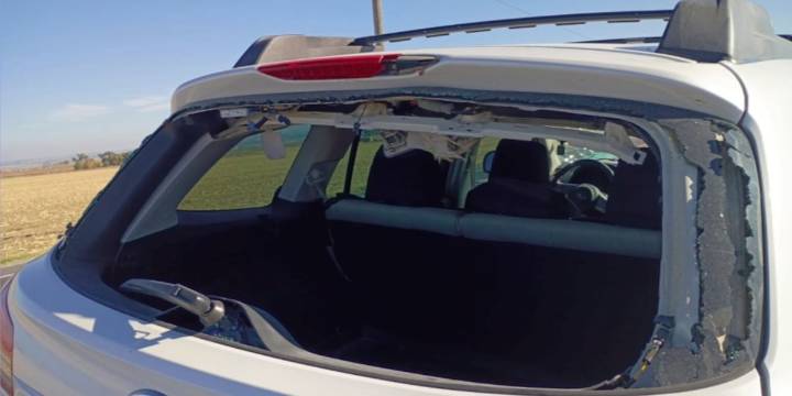 Twin Falls County Sheriff seeks information after rock damages vehicle