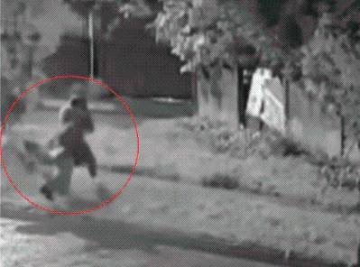 Detienen a hombre que atacó a mujer en calle de Valdivia: la intentó ahorcar con bufanda
