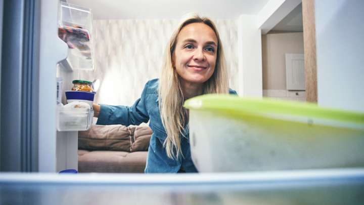 The Kitchen Ingredient That Gets Hard Water Stains Out Of Wood Cabinets