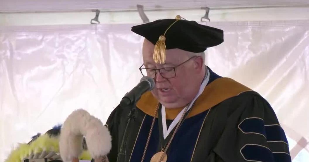 Heritage University welcomes new president Dr. Chris Gilmer