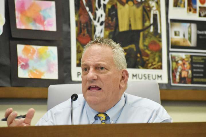 Chandler school board picks survey method for superintendent search