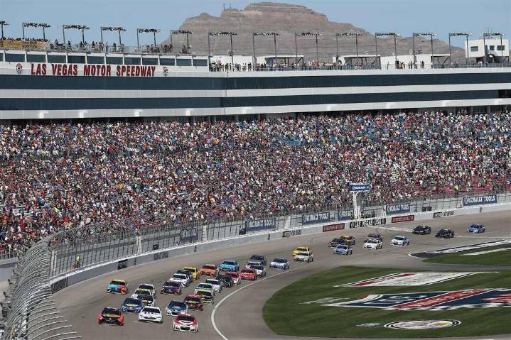 NASCAR Grand Marshal: Top Gun Maverick Star to Grace Las Vegas Race A Hollywood star and licensed pilot was named Grand Marshal for the 2025 NASCAR Cup Series playoff race at Las Vegas Motor Speedway.