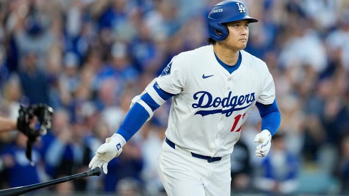 Ohtani strikes out 3 in first, becomes first MLB pitcher to hit leadoff homer