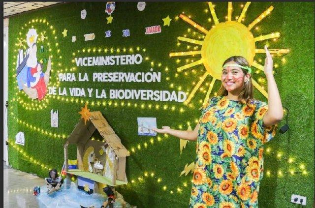 Ministerio de Ecosocialismo celebró  inicio de navidad con reciclaje