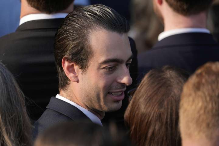Not even this Trump nominee's mommy could save his job