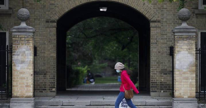 U of T emergency fund offers 'lifeline' to researchers facing U.S. funding cuts