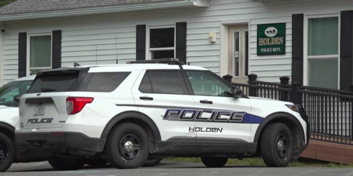 Holden Police passing out free candy