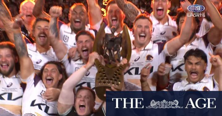 Reynolds' heartwarming gesture before premiership celebration
