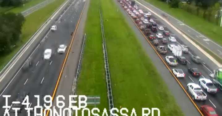 Fatal crash shuts down I-4 westbound near Plant City